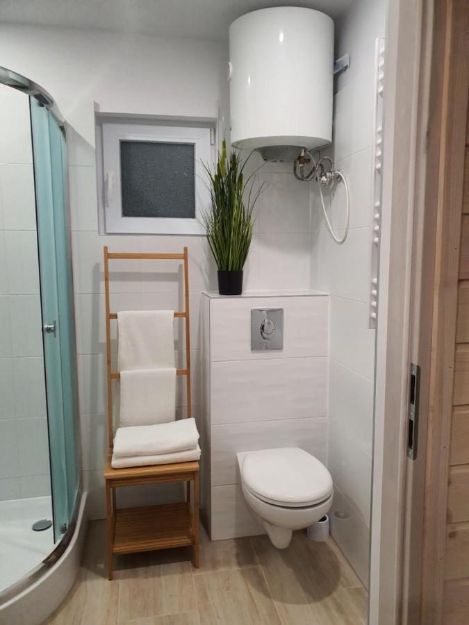 Apartment Ekosfera Pilawa Z Podgrzewanym Basenem Borne Sulinowo